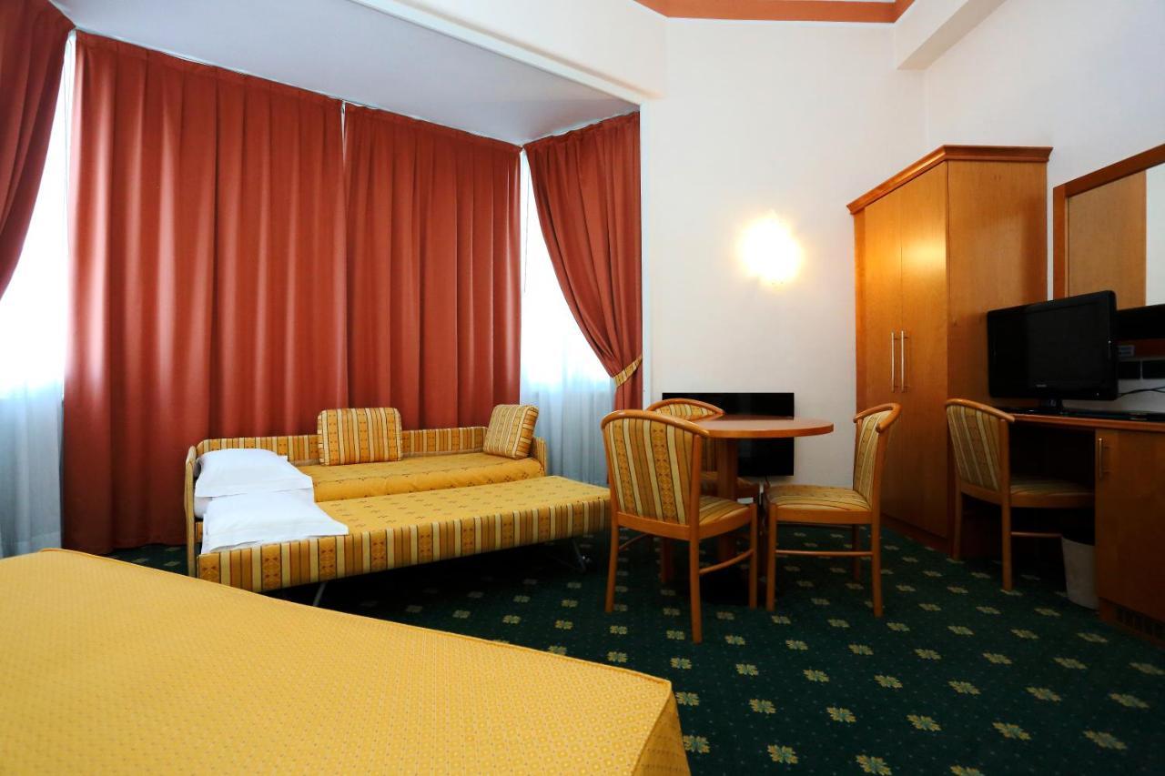 Estense 3* Modena